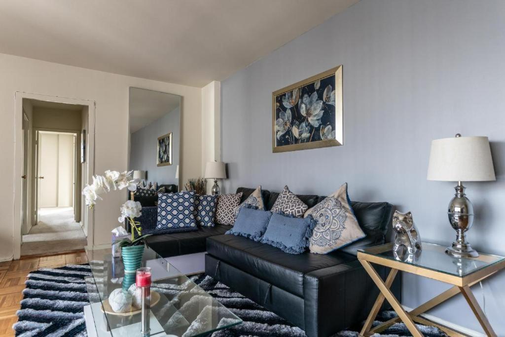 Spacious Charming Condo With Great Views Near The Grove Los Angeles Exterior foto